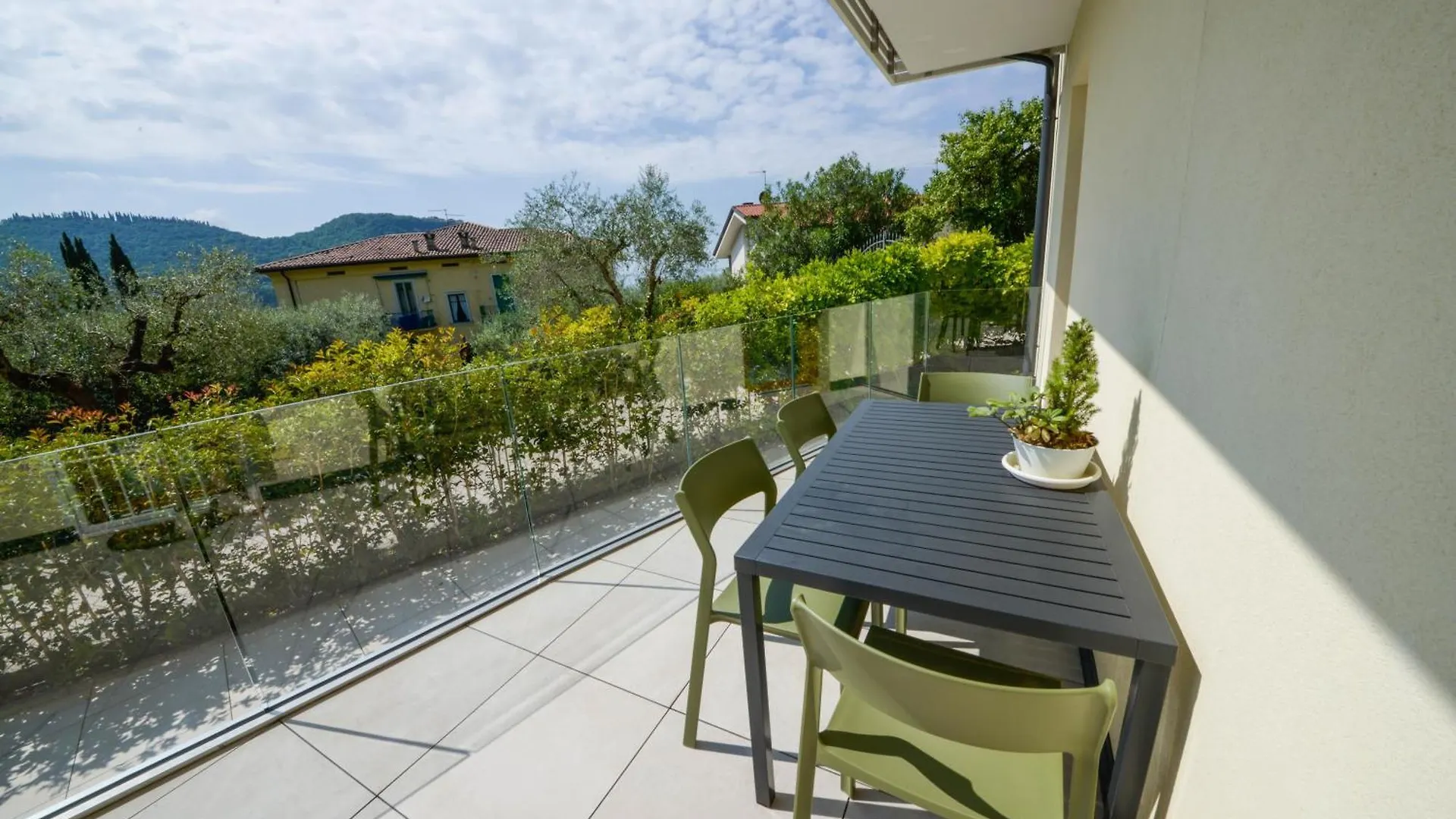 Appartamento Domus Garda Relax 0*, Garda (Verona)