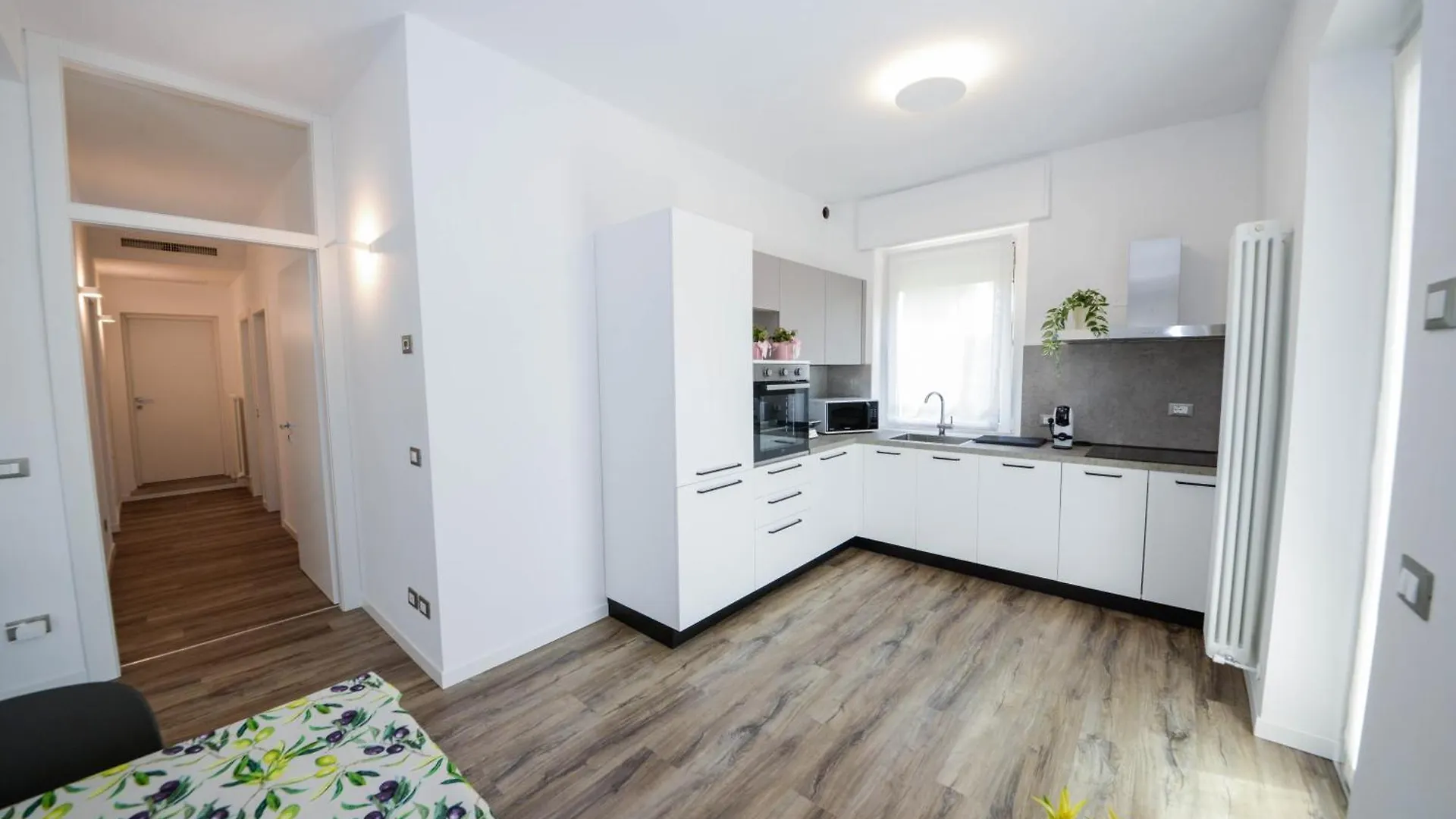 Appartamento Domus Garda Relax 0*, Garda (Verona)